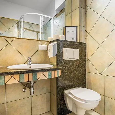 Great Polonia Center Apart-hotel 3*