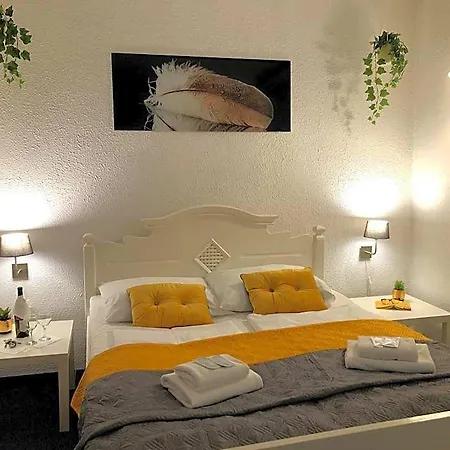 Great Polonia Center شقة فندقية يلينيا غورا
